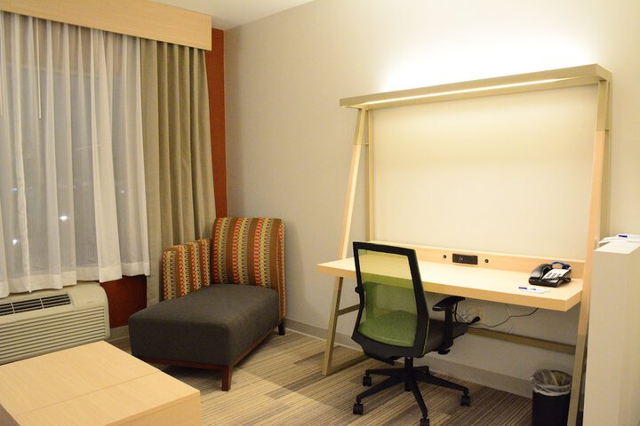 Room 34 of 52