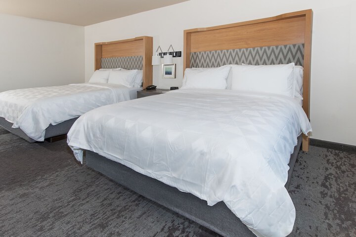 Room 42 of 116
