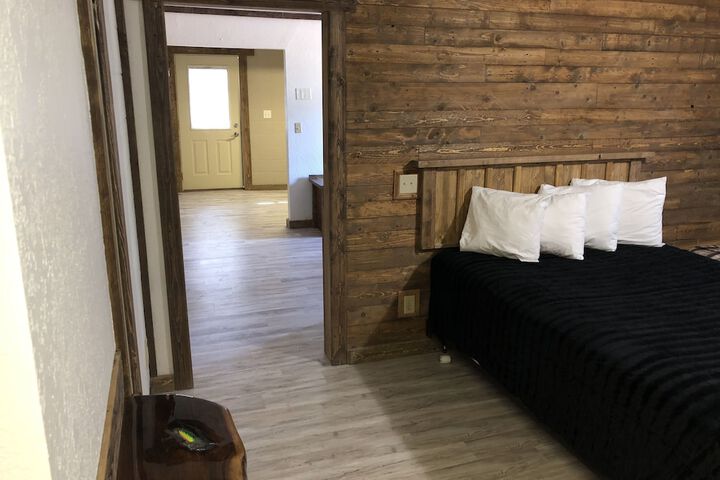 Room 17 of 20