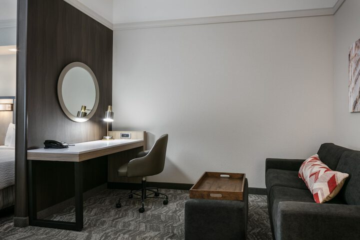 Room 20 of 36
