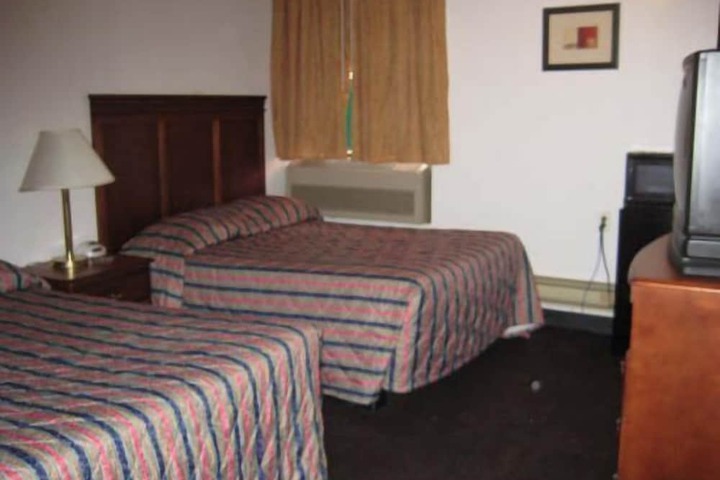 Room 6 of 6