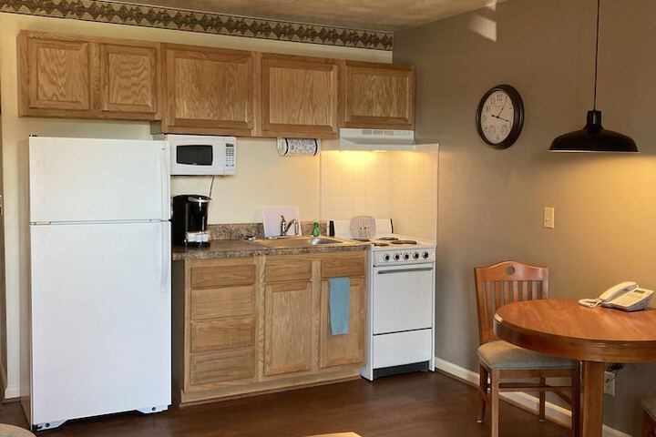 Room 54 of 65