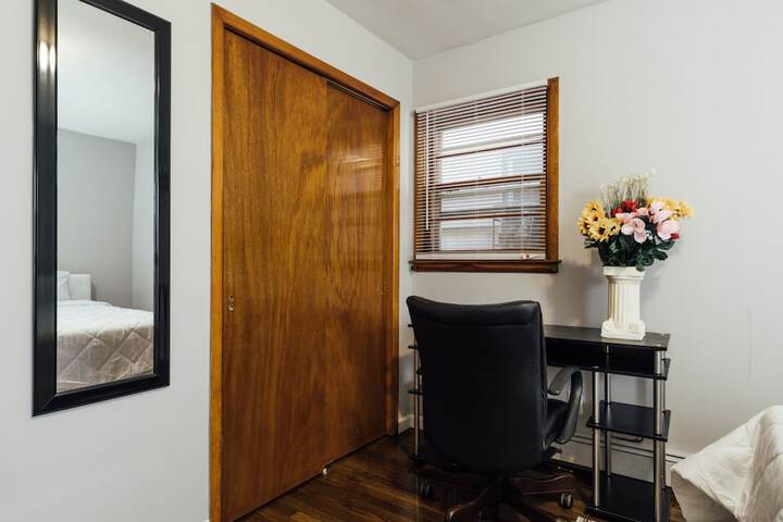 Room 9 of 24