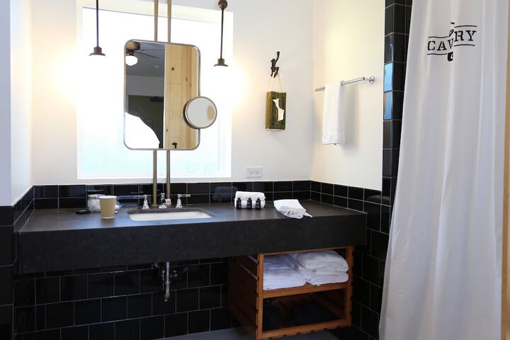 Cavalry Court by Valencia Hotel Collection