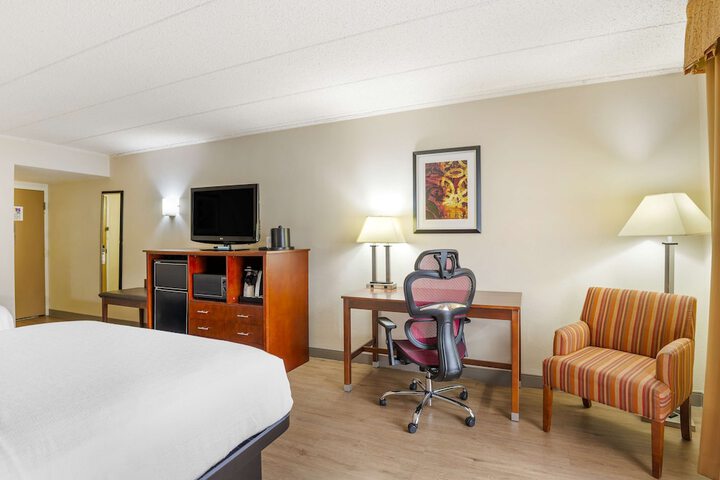 Best Western Plus Governors Inn