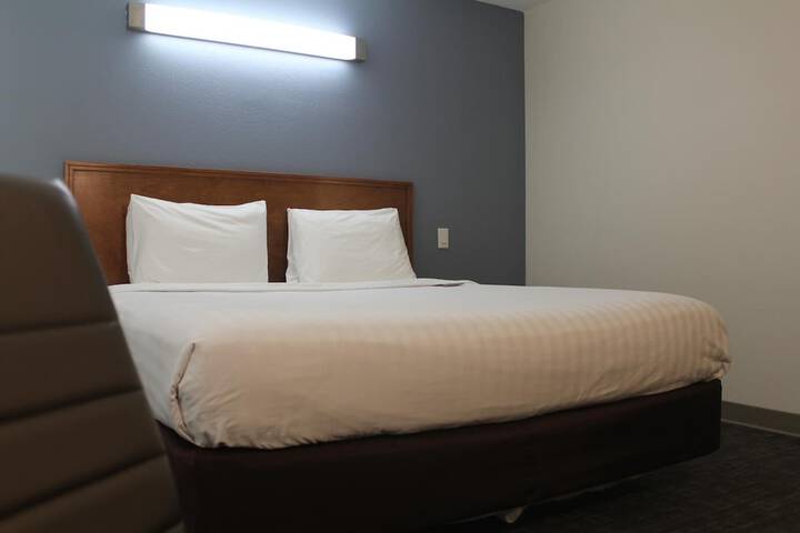 Room 12 of 15