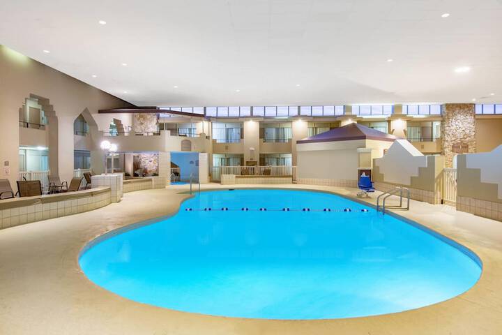 Ramada by Wyndham Midtown Grand Island