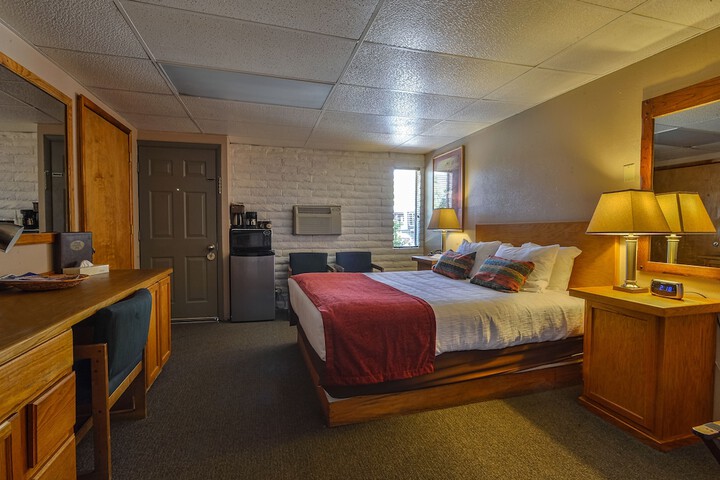 Room 71 of 73