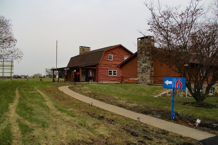 Motel 6 Shartlesville PA