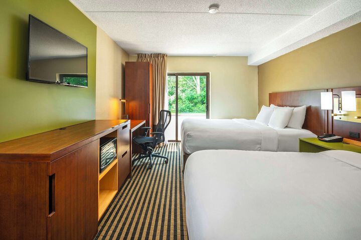Room 17 of 31