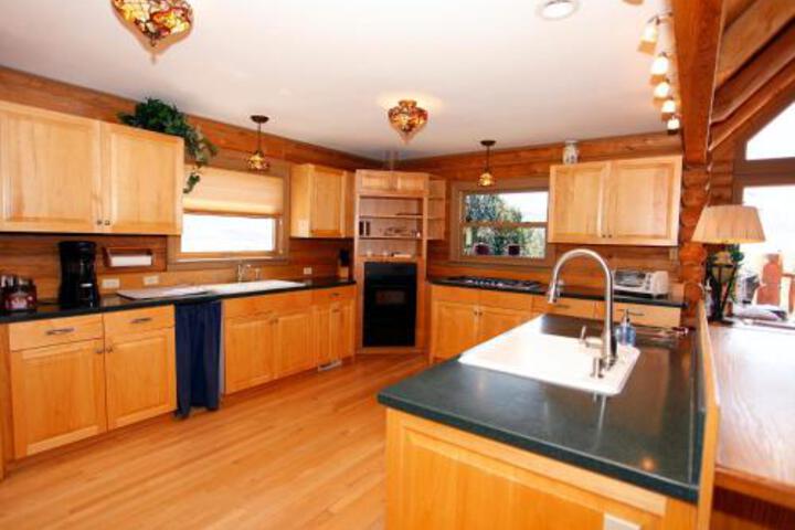 County Road House 146846