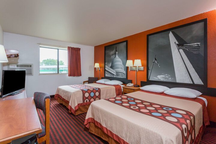 Room 12 of 13