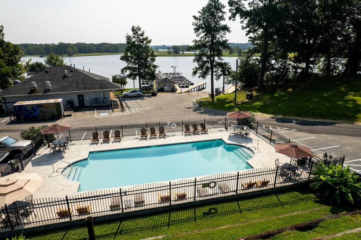 Rivers Rest Marina & Resort