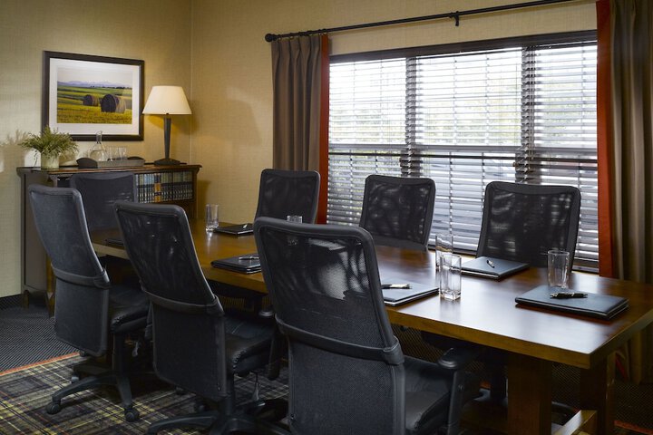 Green Mountain Suites Hotel
