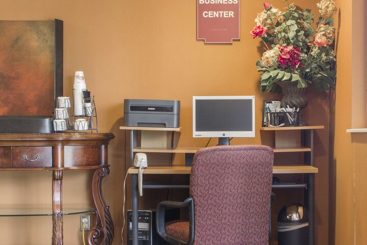 Quality Inn Broken Arrow - Tulsa