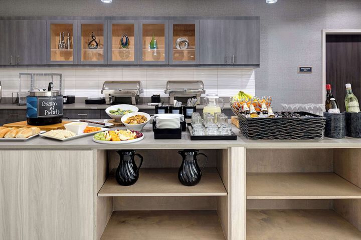 Breakfast/Coffee Service 37 of 44