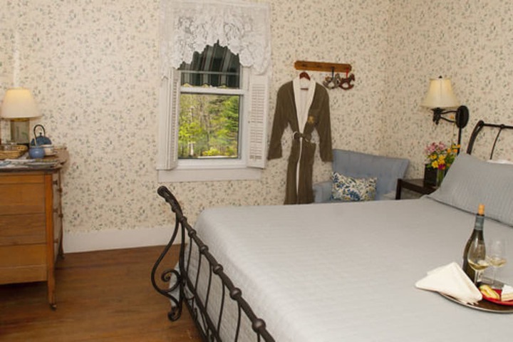 Room 43 of 91