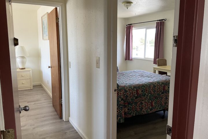 Front Street Inn