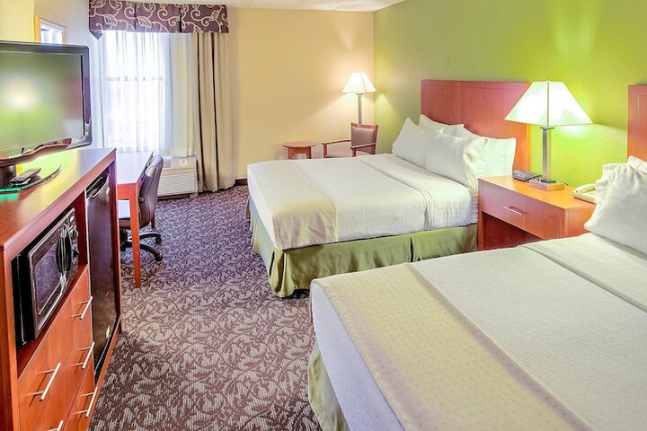 Quality Inn & Suites Downtown Mansfield