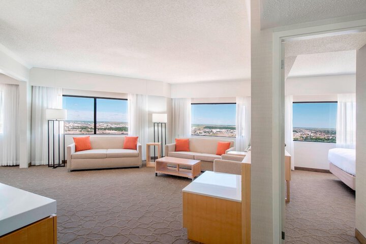 Delta Hotels by Marriott Regina