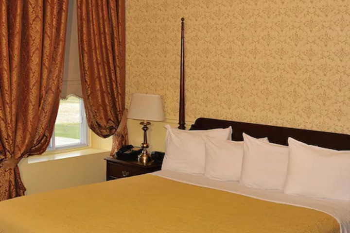 Auberge Montebello