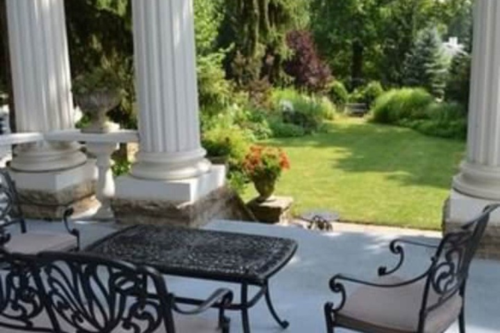Albemarle Inn