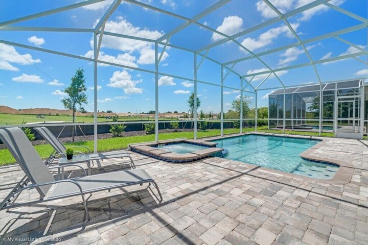 Piece of Heaven Pool Home by AV Dreams