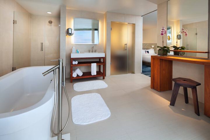 Room 29 of 127