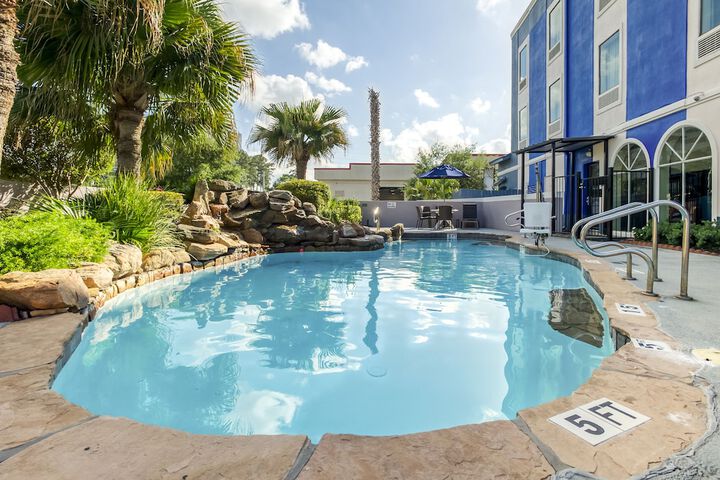 Pool 5 of 45
