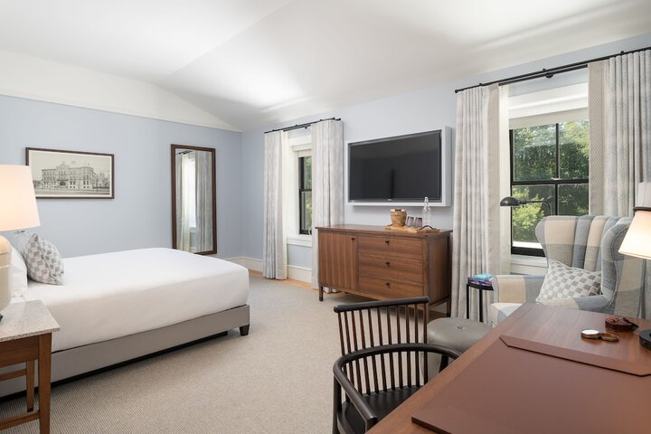 Room 16 of 40