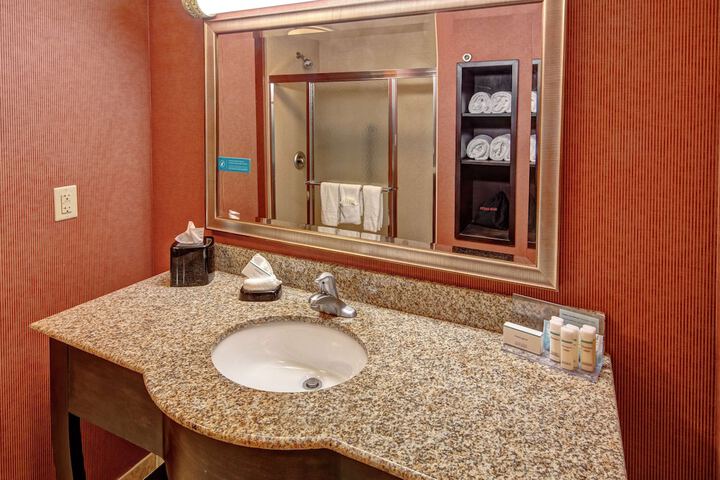 Room 15 of 72
