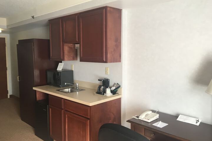 Mountain Inn & Suites