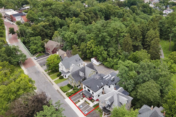 Property Grounds 31 of 31