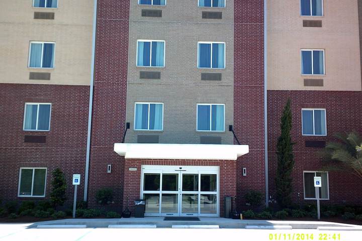 Candlewood Suites Cut Off by IHG