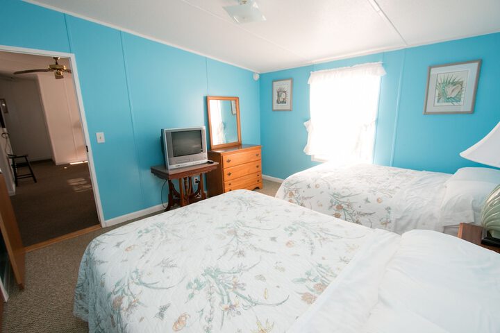 Room 105 of 156