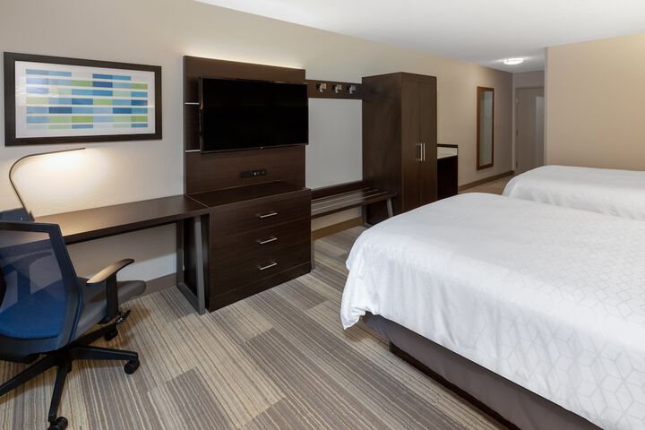 Room 26 of 46