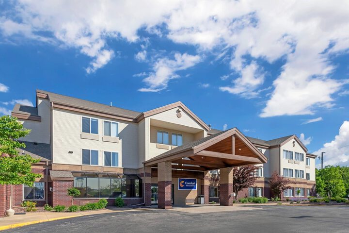 Comfort Inn & Suites New Lisbon
