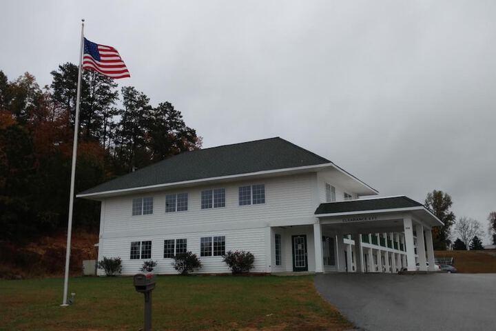 Hurricane Inn
