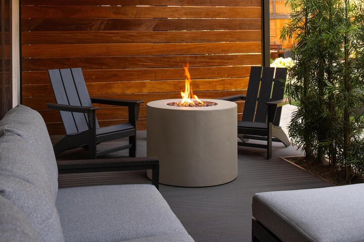Casa Mani Resort Napa Valley Curio Collection by Hilton