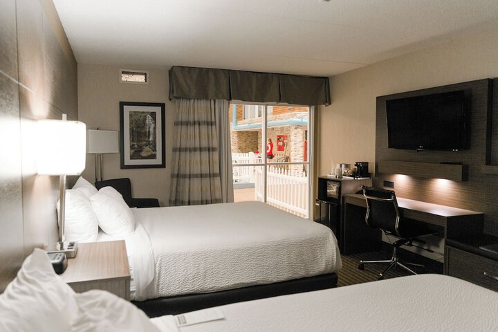 Room 22 of 53