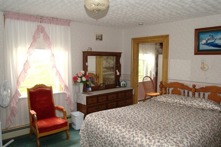 Room 42 of 84
