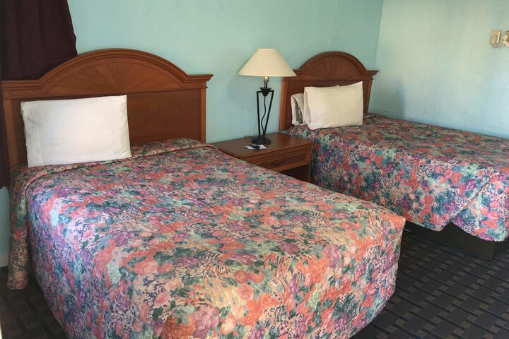 Room 7 of 22