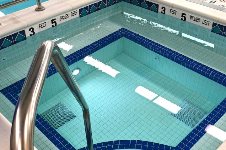Pool 10 of 86