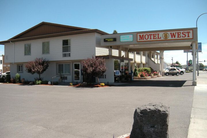 Hotel 6 of 55