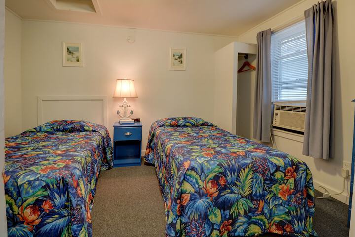 Room 38 of 87