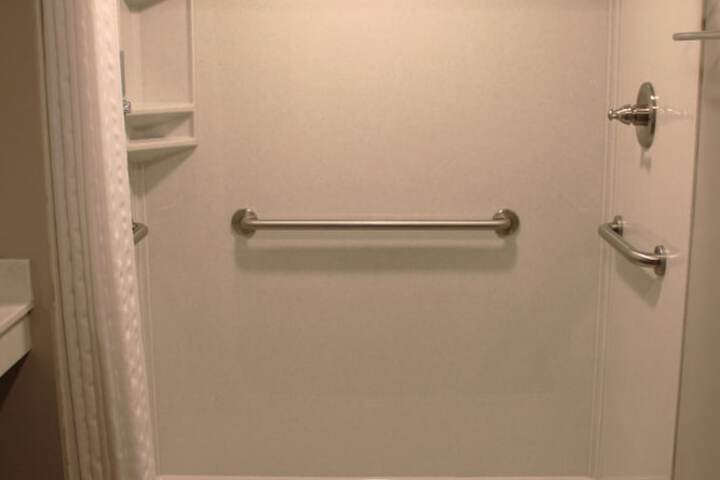 Boarders Inn & Suites