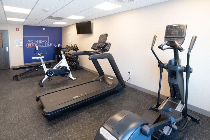 Holiday Inn Express and Suites Moose Jaw by IHG