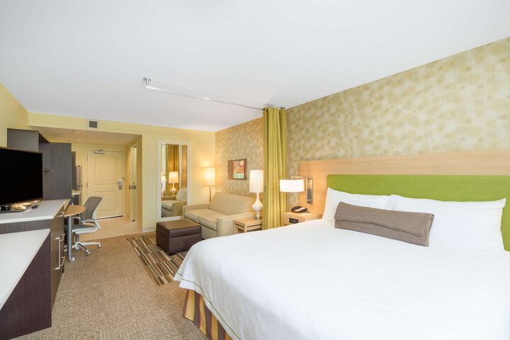 Room 21 of 31