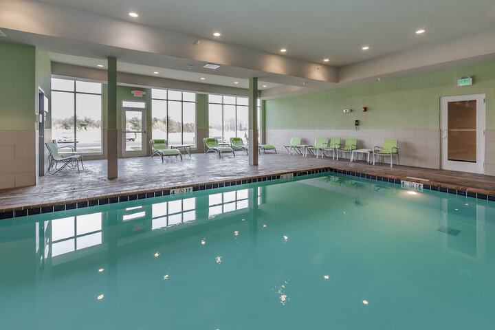 Pool 8 of 61