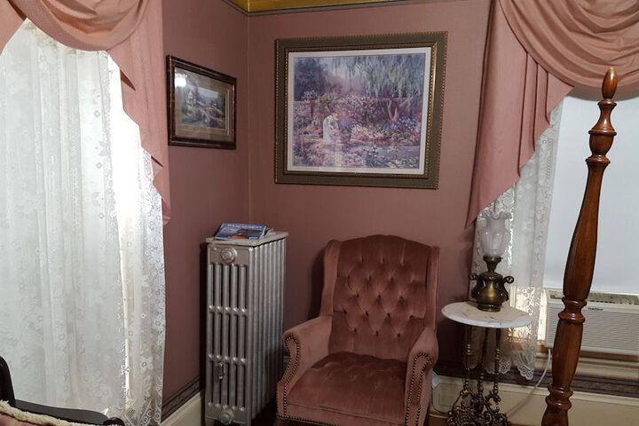 Room 8 of 51